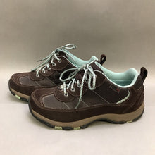 Load image into Gallery viewer, LL Bean Women's Brown & Blue Shoes (9 Wide)