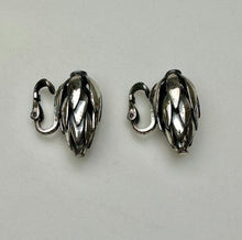 Load image into Gallery viewer, Vintage MCM Napier Signed Woven Silvertone Wheat Chain 17" Necklace & 1" Clip Earrings Set