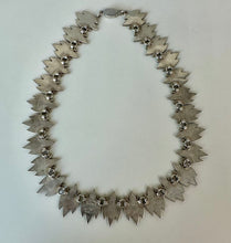 Load image into Gallery viewer, Vintage Taxco Mexico Double Leaf Sterling Turquoise Chip Inlay Link 17" Necklace (119.8g)