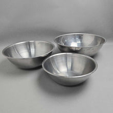 Load image into Gallery viewer, Set of 3 Nesting Stainless Steel Mixing Bowls / Kitchen Prep Bowls (Largest 4.5x13.25x13.25)