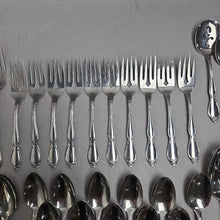 Load image into Gallery viewer, Oneida Community Stainless Steel Flatware Set - Chantelaine (85pc)