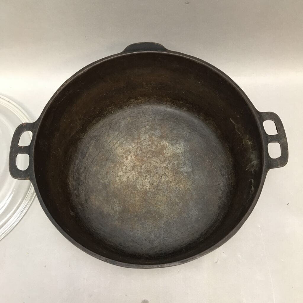 Wagner Ware #12 Cast Iron Skillet (13.5) – Main Street Estate Sales