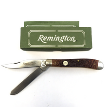 Load image into Gallery viewer, Remington UMC R-10 Farmhand Trapper Folding Pocket Knife #R10 NOS
