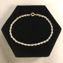 Load image into Gallery viewer, Sterling Twist Chain Bracelet
