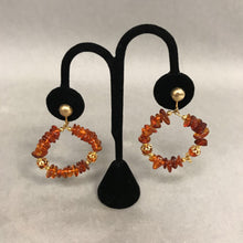 Load image into Gallery viewer, Goldtone Amber Chip Bead Necklace, Bracelet, Clip Earrings Set
