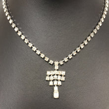 Load image into Gallery viewer, Vintage Rhinestone Drop Necklace
