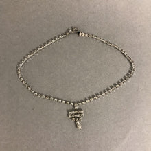 Load image into Gallery viewer, Vintage Rhinestone Drop Necklace
