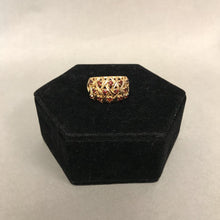 Load image into Gallery viewer, Vintage 9K Gold Garnet Statement Ring sz 10 (7.5g)
