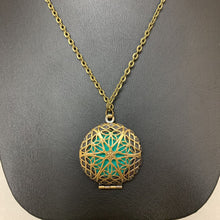 Load image into Gallery viewer, Mooncalf Handmade Essential Oil Diffuser Locket

