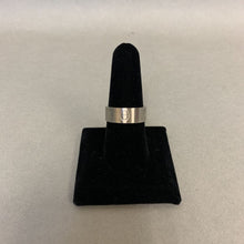Load image into Gallery viewer, Ring sz 9
