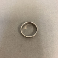 Load image into Gallery viewer, Ring sz 9
