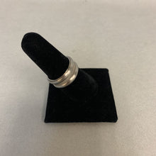 Load image into Gallery viewer, Ring sz 9
