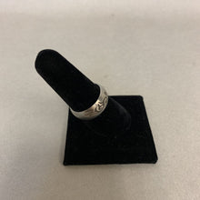 Load image into Gallery viewer, Ring sz 9
