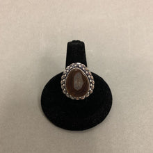 Load image into Gallery viewer, Silver Plated Druzy Agate Ring sz 7
