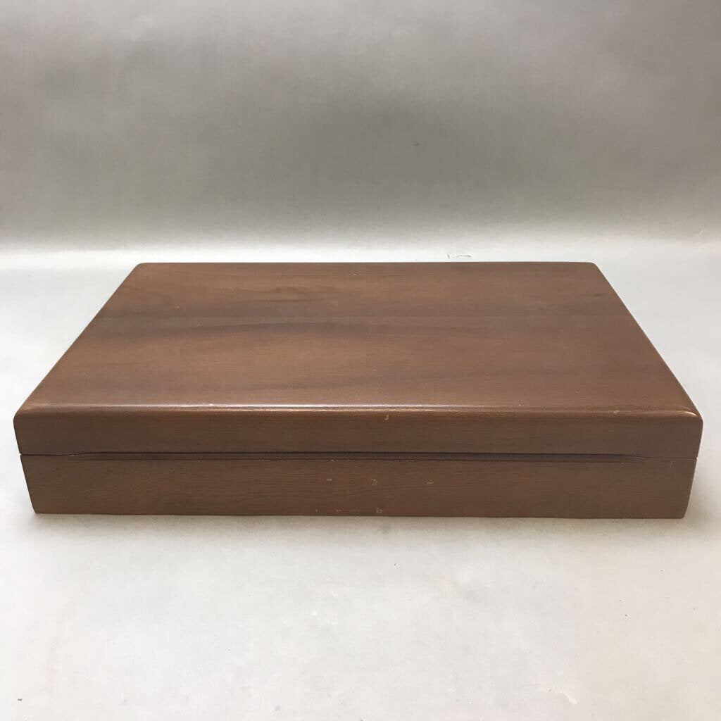 Walnut Box (3x16x10)