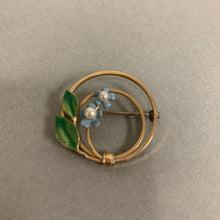 Load image into Gallery viewer, Vintage Krementz Goldtone Enamel Forget Me Not Brooch Pin (1.25&quot;)
