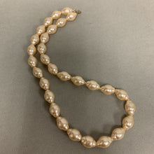 Load image into Gallery viewer, Natural Freshwater Baroque Pearl Necklace (17&quot;)
