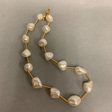 Load image into Gallery viewer, Judith Woracek Mullen Goldtone Baroque Pearl Station Necklace Signed (16")
