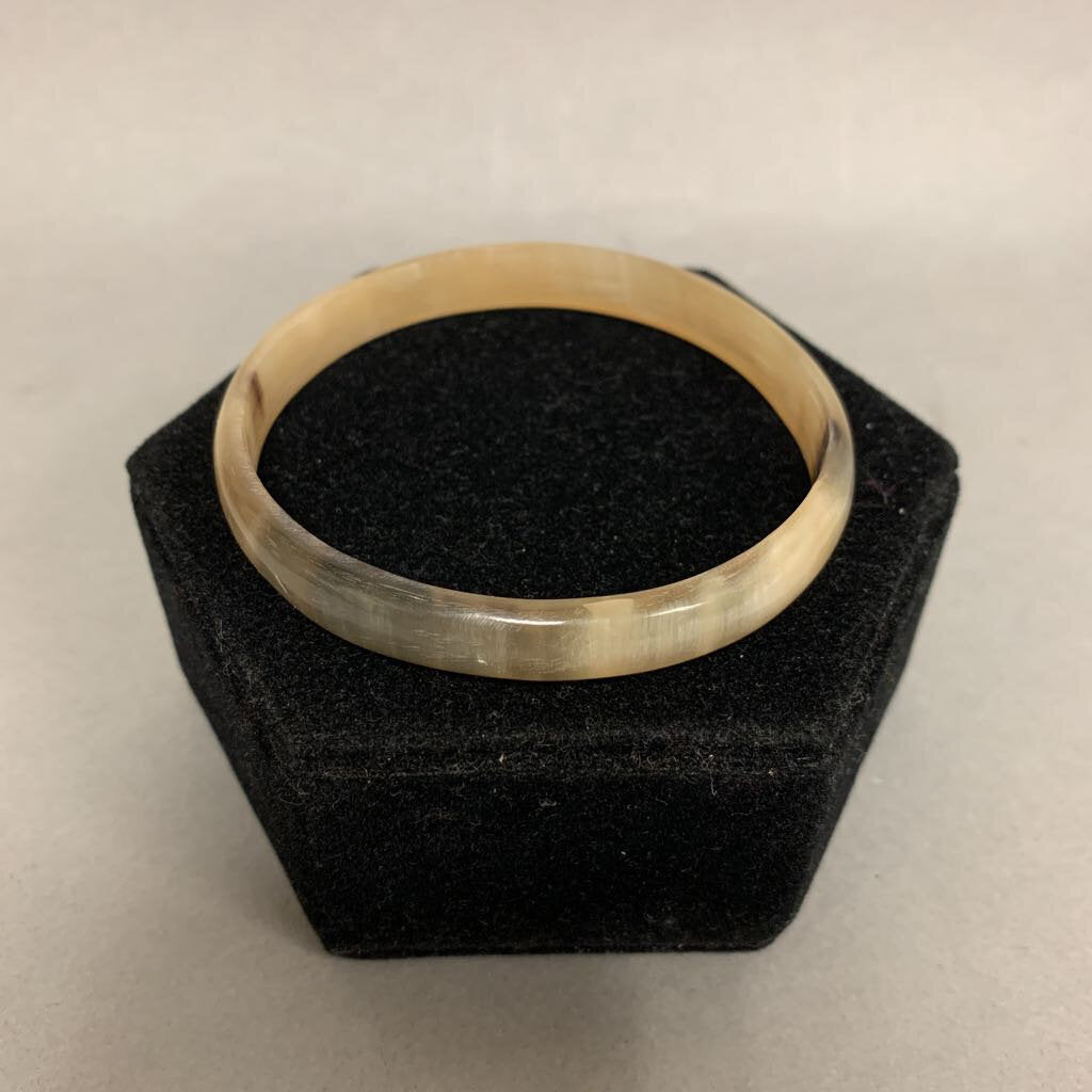 Vintage Carved Polished Horn Bangle Bracelet (2.5