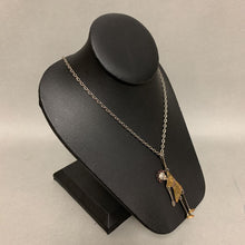 Load image into Gallery viewer, James LeTerneau &quot;Hanging by a Thread&quot; Mixed Metals Necklace (24&quot;)
