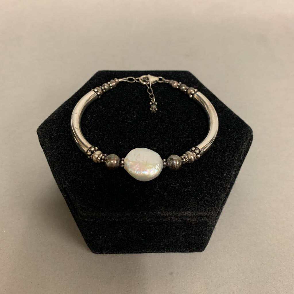 Sterling Bracelet w/ Focal Coin Freshwater Pearl (7.5