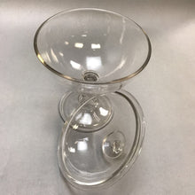 Load image into Gallery viewer, Footed Glass Compote w Lid (10&quot; x 6&quot;)
