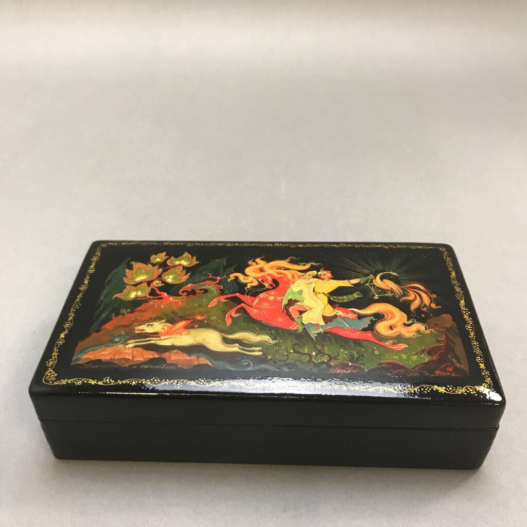 Vintage Russian Lacquer Box Hand Painted (1.5x6x3)