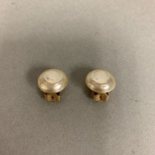 Load image into Gallery viewer, Replica Italian Faux Pearl Clip Earrings
