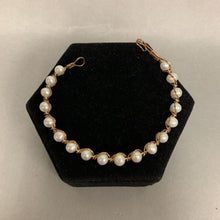 Load image into Gallery viewer, Artisan Made 10K Gold Pearl Bracelet (8.4g)
