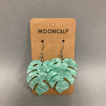 Load image into Gallery viewer, Mooncalf Handmade Resin Monstera Leaf Earrings
