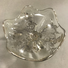 Load image into Gallery viewer, Vintage Flanders Silver City Footed Glass Bowl (4x7)
