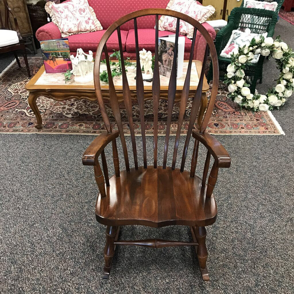 Pine Rocking Chair (47x26x30)