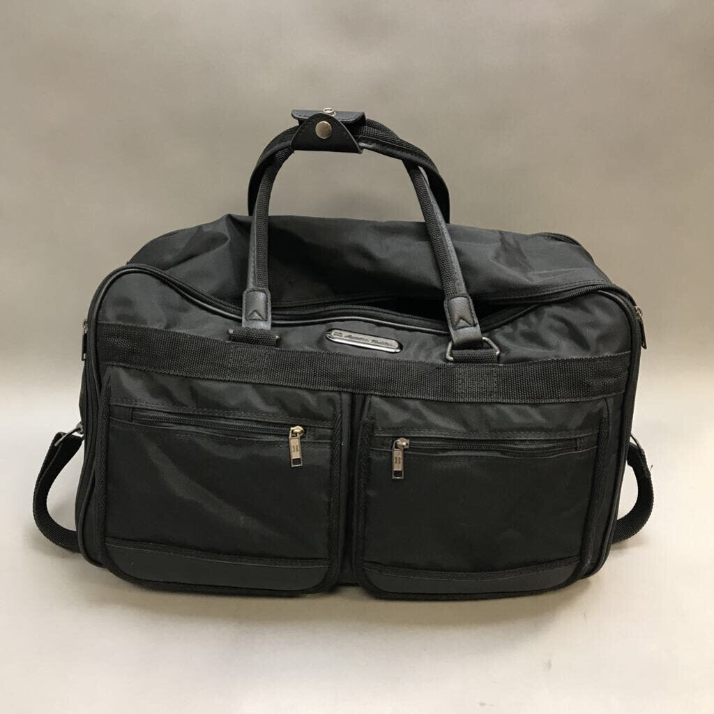 American Tourister Black Travel Bag (12x19x9)