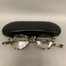 Load image into Gallery viewer, Eye Bobs &#39;Board Stiff&#39; Reading Glasses (+2.50)
