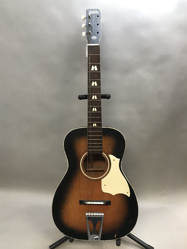 Stella Acoustic Guitar #H6130 (~35.5