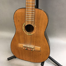 Load image into Gallery viewer, Espanola Classical Acoustic Guitar (~27.5&quot;)
