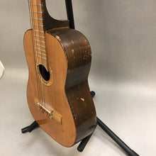 Load image into Gallery viewer, Espanola Classical Acoustic Guitar (~27.5&quot;)
