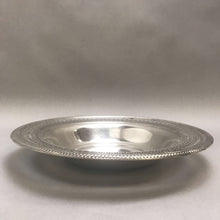 Load image into Gallery viewer, WM Rogers 835 Pierced Lattice Silverplate Serving Bowl (12.25&quot;)

