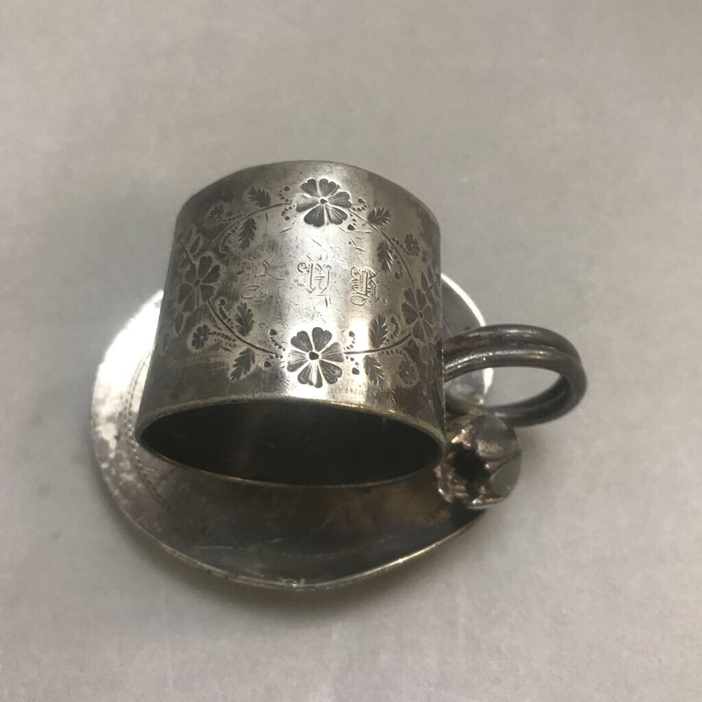 Victorian Antique Silverplate Napkin Ring Meriden B. Company 168 (3