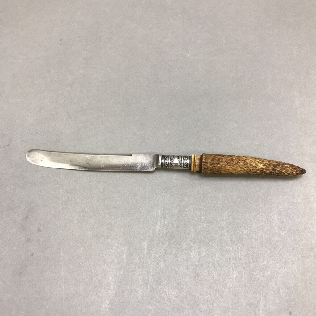 Vintage Meriden 1855 Cutlery Knife with Silver Bolster (8
