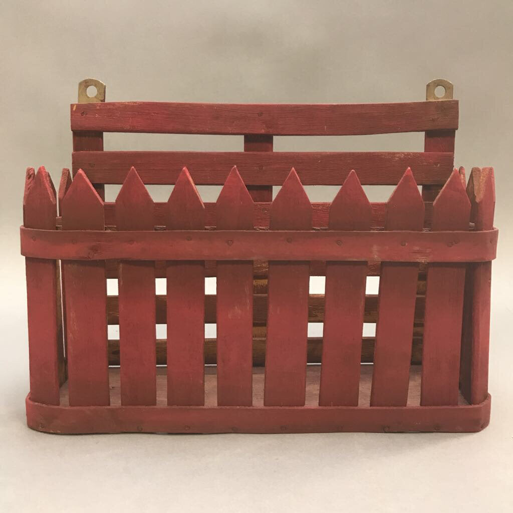Wall Wood Red Painted Picket Fence Planter (7x10x4)