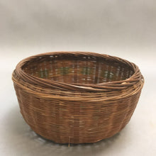 Load image into Gallery viewer, Vintage Tricolor Round Basket with No Lid (4&quot;)
