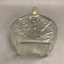 Load image into Gallery viewer, Vintage Anchor Hocking 1960&#39;s Pressed Glass Wine Decanter R-575 Sunburst Design (10&quot;)
