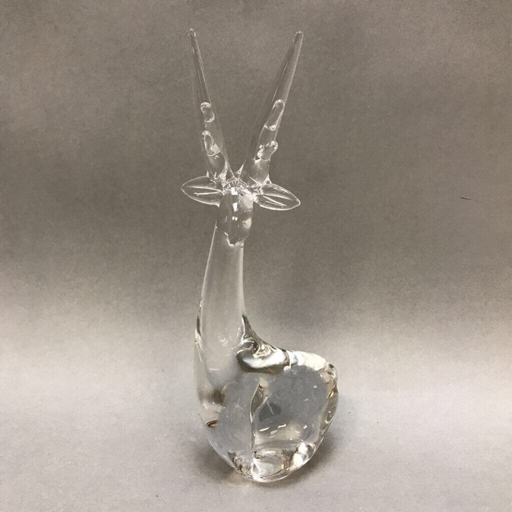 Clear Glass Reindeer Figurine (9