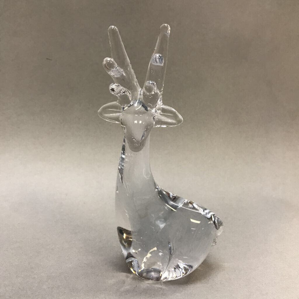 Clear Glass Reindeer Figurine (6.25