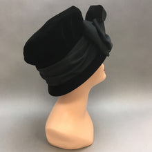 Load image into Gallery viewer, Vintage Black Velvet Bow Cloche Hat
