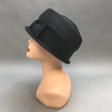 Load image into Gallery viewer, Vintage Black Straw Ribbon Trim Cloche Hat
