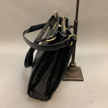 Load image into Gallery viewer, London Fog Black Faux Croc Shoulder Bag Purse (11x12x3&quot;)

