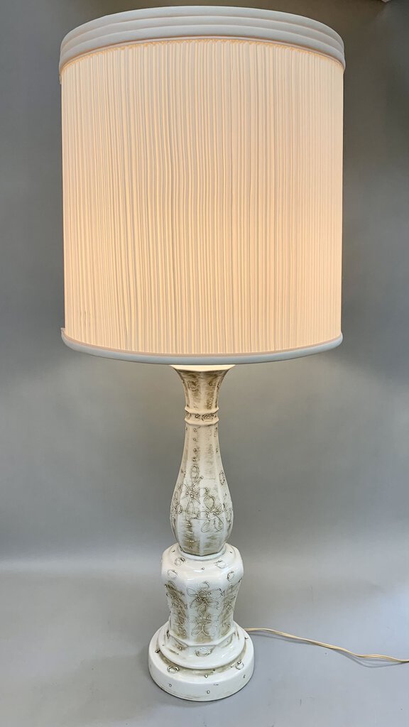 Ceramic Flower Motif Mid Century Lamp As-Is (38x16