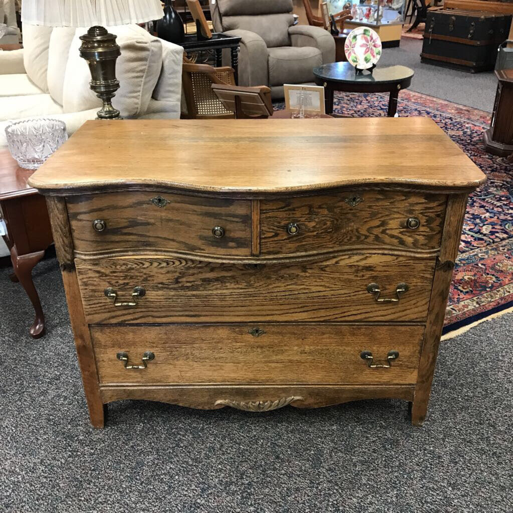 Antique Oak Dresser 4 Drawer (32x42x22)